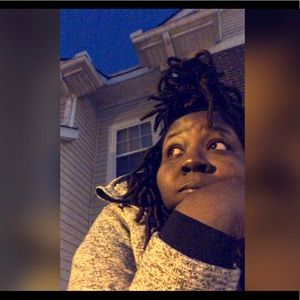 Meet your Posher, Staja